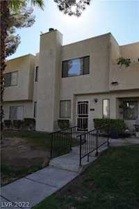2678 Aracatuba Ave Las Vegas, NV 89121