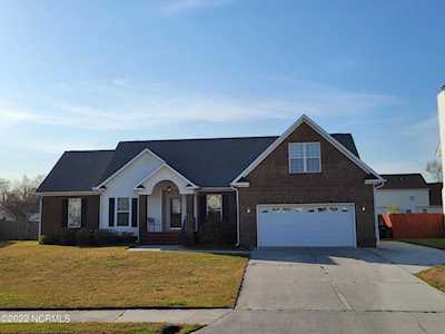 204 New Castle Drive Jacksonville, NC 28540