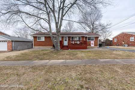 8214 Rocky Gap Rd Louisville, KY 40214