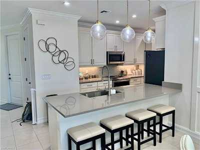 7429 Rockefeller Dr Naples, FL 34119