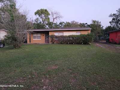 3216 Seine Dr Jacksonville, FL 32208