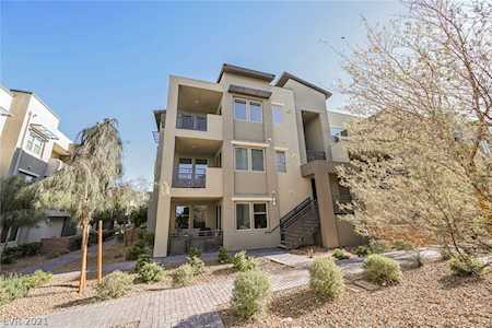11256 Rainbow Peak Ave #305 Las Vegas, NV 89135