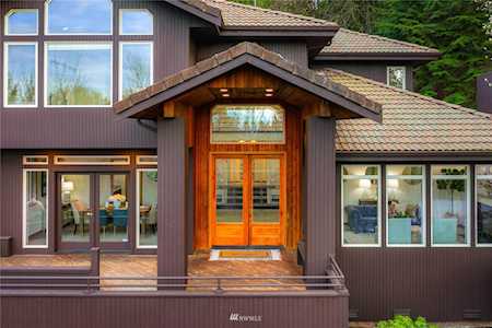 4536 308th Ave SE Fall City, WA 98024