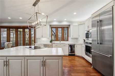 13206 Barkley St Overland Park, KS 66209