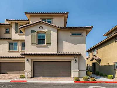 189 Petaluma Valley Dr Las Vegas, NV 89138