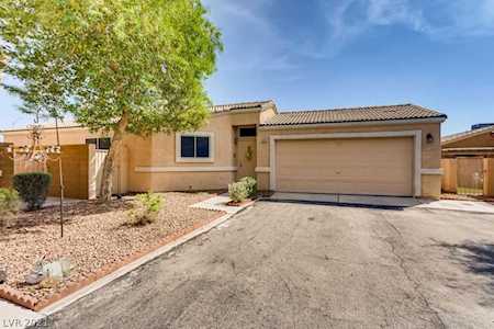5202 Jewel Canyon Dr Las Vegas, NV 89122