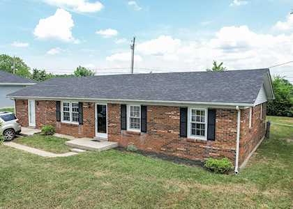 625 Old Louisville Rd Salvisa, KY 40372