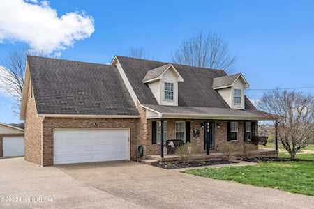 888 Alpar Ln Shepherdsville, KY 40165