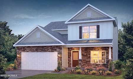 101 Hollie Field Lane Vanceboro, NC 28586