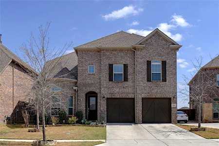 5904 Richmond Drive North Richland Hills, TX 76180