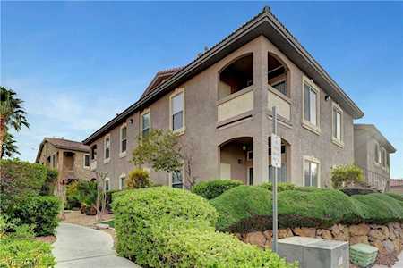 2305 W Horizon Ridge Parkway #421 Henderson, NV 89052
