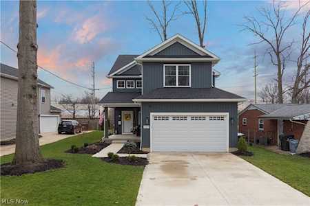 25819 Eaton Way Bay Village, OH 44140