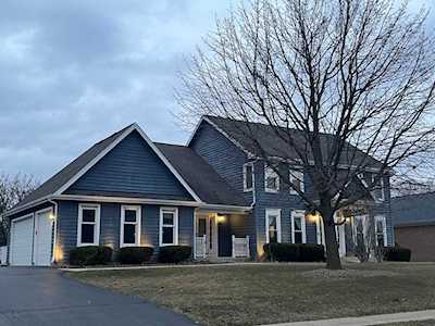7003 Mallard Way Cary, IL 60013