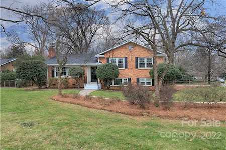 3927 Sharon View Rd Charlotte, NC 28226