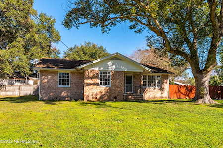 2325 Lake Shore Blvd Jacksonville, FL 32210