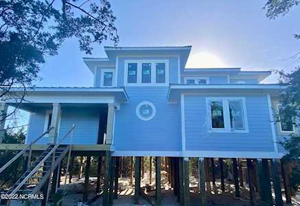32 Mourning Warbler Trail Bald Head Island, NC 28461