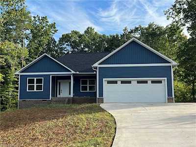 4966 Creeks Crossing Road Asheboro, NC 27205