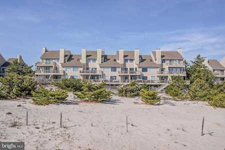 17 E Oceanside Dr Fenwick Island, DE 19944