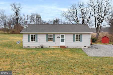 17706 General Hill Circle Sharpsburg, MD 21782