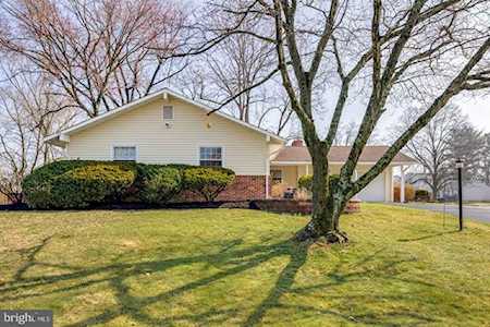 129 Old Orchard Rd Cherry Hill, NJ 08003