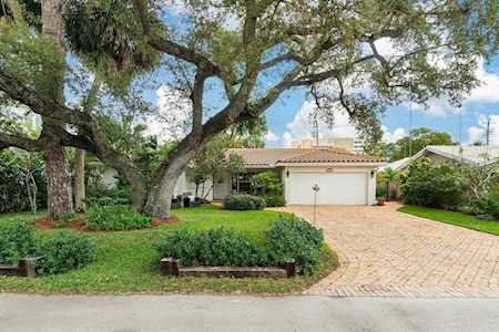 827 NW 6th Drive Boca Raton, FL 33486