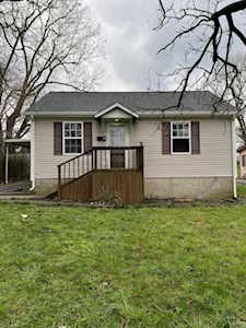 553 Fairway Dr Harrodsburg, KY 40330