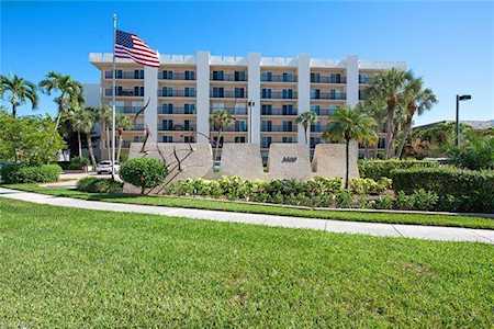 3500 N Gulf Shore Blvd #207 Naples, FL 34103