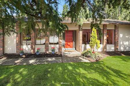 17938 NE 13th St Bellevue, WA 98008