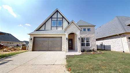 2411 Vineyard Drive Granbury, TX 76048