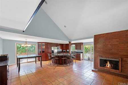 5171 Lena Dr La Palma, CA 90623