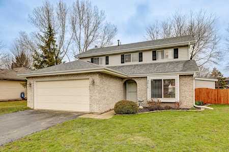 3016 Diane Dr Aurora, IL 60504