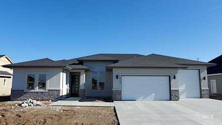 2700 N Annadale Ave Eagle, ID 83616
