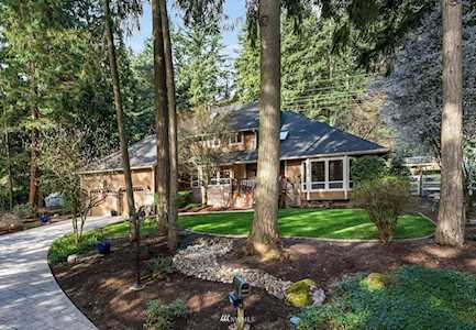 13605 NE 48th Place Bellevue, WA 98005