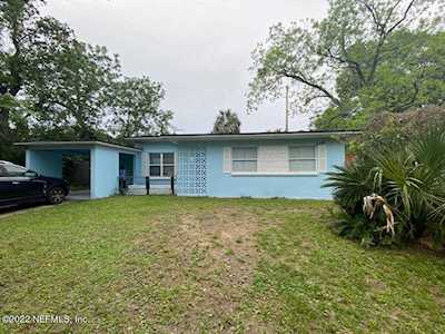 6459 Pinelock DR Jacksonville, FL 32211