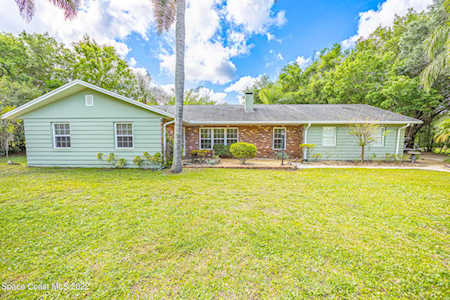 3885 Arlington Avenue Mims, FL 32754