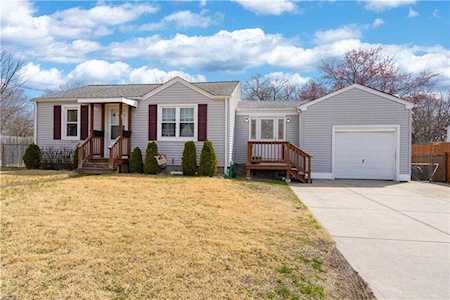 90 Hollis Ave Warwick, RI 02889