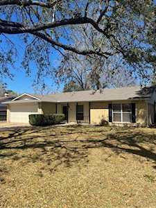 1215 Columbine Court Arlington, TX 76013