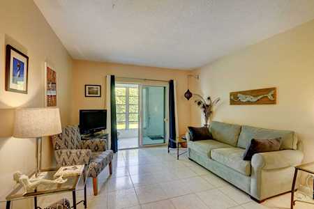 1111 Lake Terrace #105 Boynton Beach, FL 33426