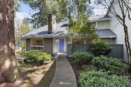 2440 140th Ave NE #5 Bellevue, WA 98005