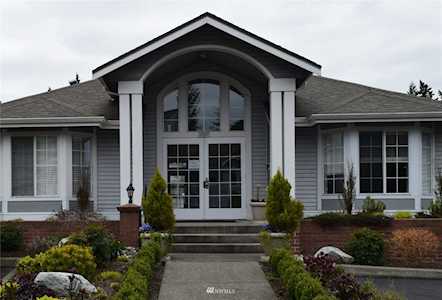 23321 Cedar Way #J105 Mountlake Terrace, WA 98043