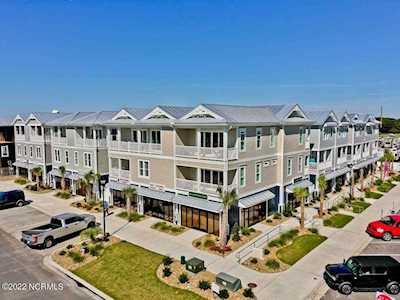 9017 Village West Drive Emerald Isle, NC 28594