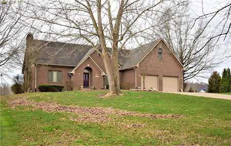 1575 Fox Dr Martinsville, IN 46151