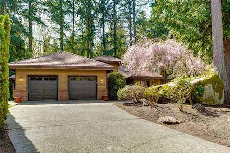 2709 224th Ave NE Sammamish, WA 98074