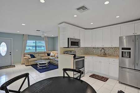 2728 Peer Lane Delray Beach, FL 33445