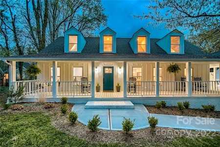 5011 Crooked Oak Ln Charlotte, NC 28226