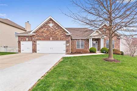 807 Kevin Dr Wentzville, MO 63385