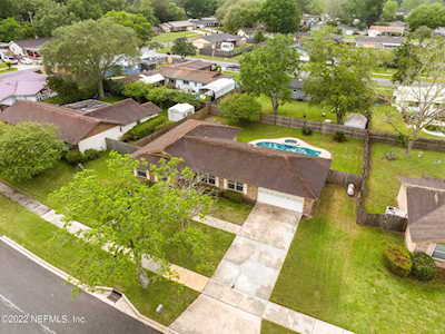 8627 Hammondwood Rd Jacksonville, FL 32221