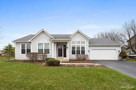 710 Cornell Dr Oswego, IL 60543