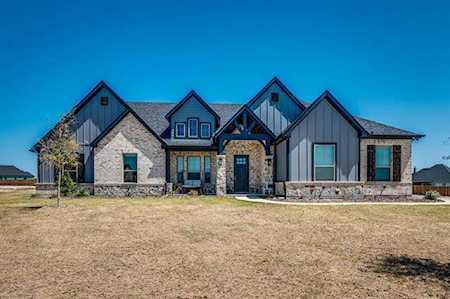 841 White Wing Court Waxahachie, TX 75167