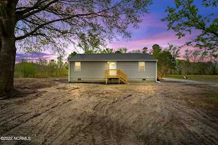 568 Ludie Brown Road Chinquapin, NC 28521